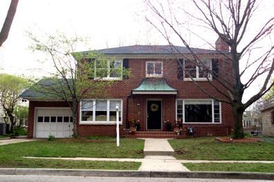 4762 N Wilshire Rd., Whitefish Bay, WI 53211