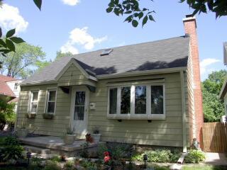 4648 N Ironwood Ln., Glendale, WI 53209