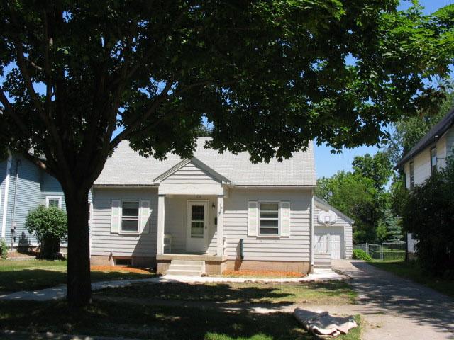 1016 Pearl St., Waukesha, WI 53186