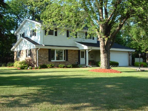 5950 W Glenbrook, Brown Deer, WI 53223