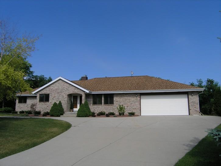 4880 S Forest Ave, New Berlin, WI 53151