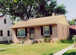 6225 W Lincoln Creek Dr., Milwaukee, WI 53218