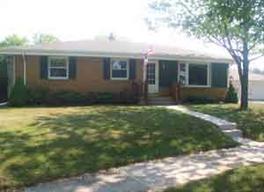 2602 W Lindenwood Ct., Oak Creek, WI 53154