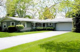 4210 Farmington Ln., Mount Pleasant, WI 53403