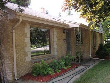 3965 N 169th St, Brookfield, WI 53005