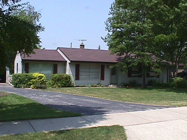 4415 S 84th St., Greenfield, WI 53228