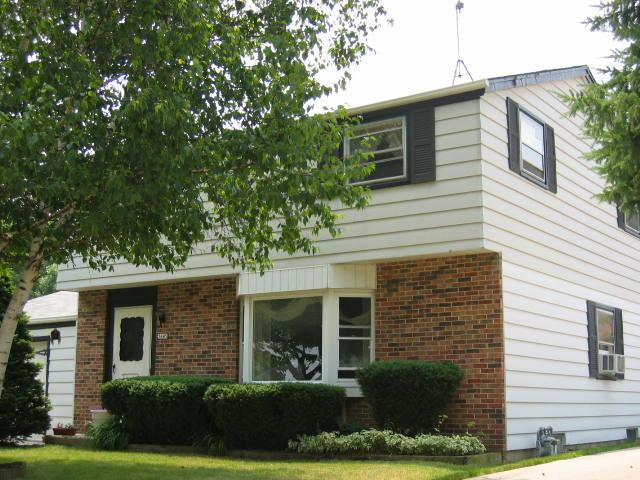 [Address Hidden by Seller], Milwaukee, WI 53228