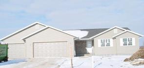 978 Larkspur Rd., Plymouth, WI 53073