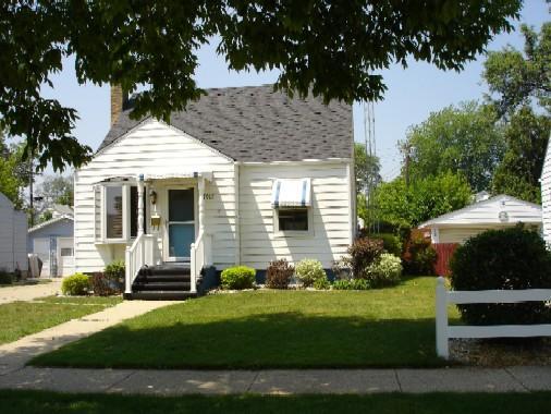 7812 20th Ave., Kenosha, WI 53143