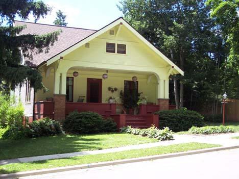 1923 Illinois Ave., New Holstein, WI 53061