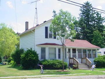 109 S Jackson St, Elkhorn, WI 53121