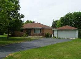 15710 W Robin Rd, New Berlin, WI 53151