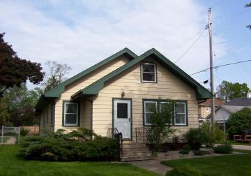 457 S 19th St., La Crosse, WI 54601