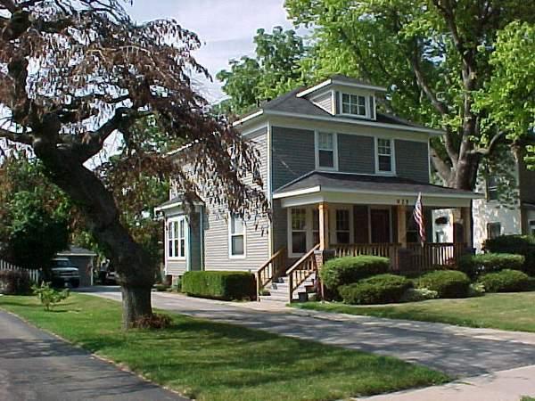 925 Racine, Delavan, WI 53115