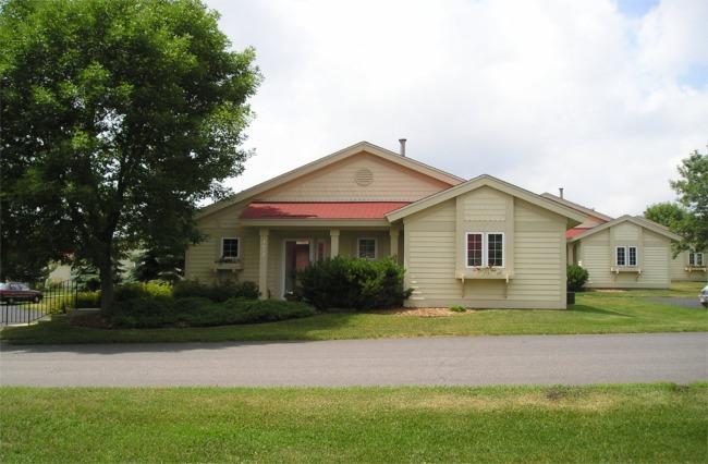 1672 Cottage #07-43, Geneva, WI 53147