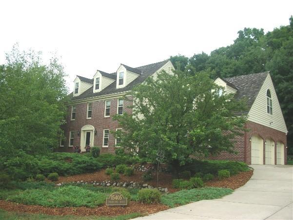 15405 Turnberry Dr, Brookfield, WI 53005