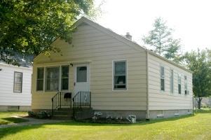 3155 S Brust Ave., Milwaukee, WI 53207