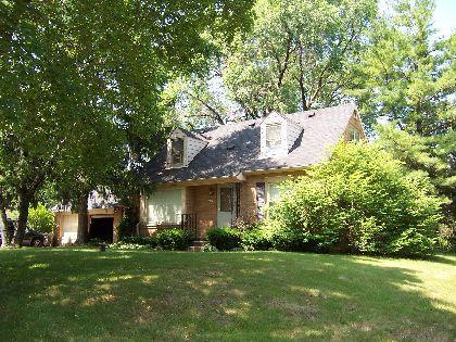 4137 N 98th St., Wauwatosa, WI 53222