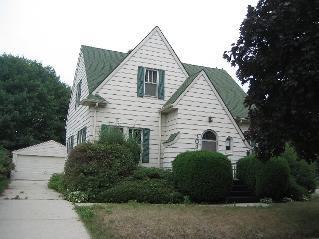 304 Blaine Ave., Racine, WI 53405