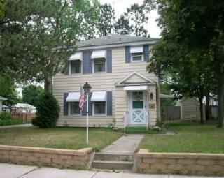 1243 S 19th St., La Crosse, WI 54601