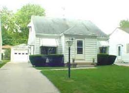 1817 N 117th St., Wauwatosa, WI 53226