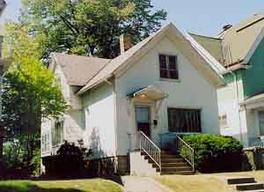 2721 W Lapham, Milwaukee, WI 53215