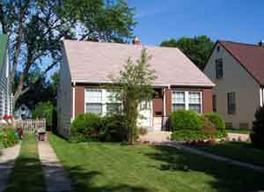 4722 N Elkhart Ave, Whitefish Bay, WI 53211