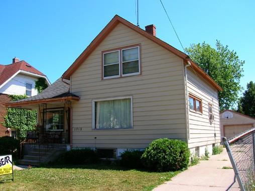1715 45th St., Kenosha, WI 53140