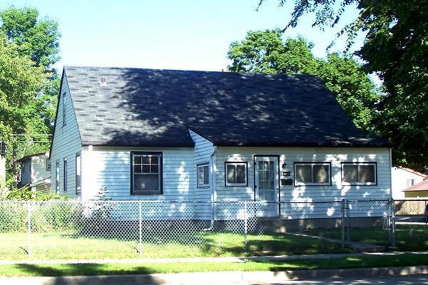 5802 N 93rd St., Milwaukee, WI 53225