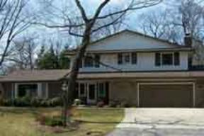 1521 N 122nd St., Wauwatosa, WI 53226