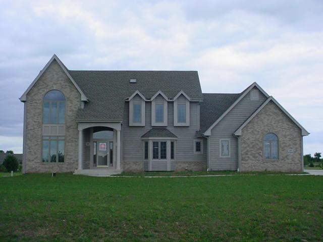 S89W34740 Eagle Terrace Dr., Eagle, WI 53119