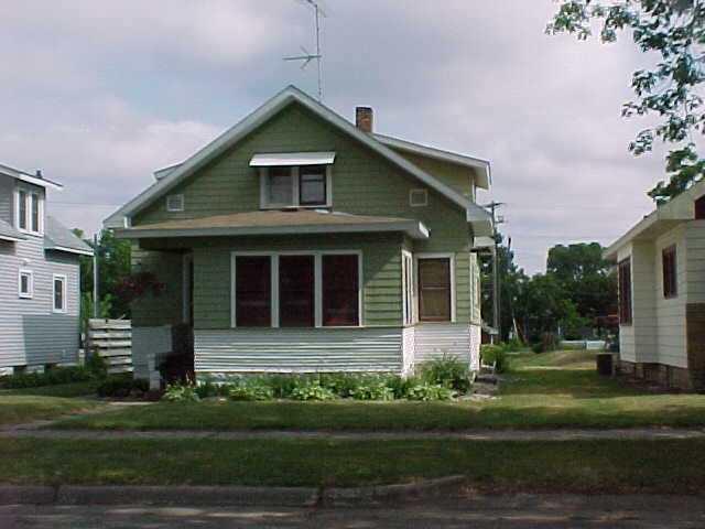 1627 Hyde Ave., La Crosse, WI 54601