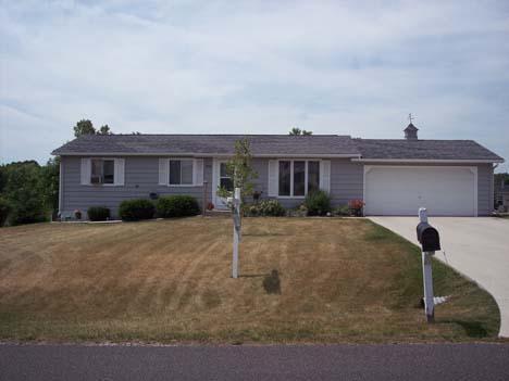 504 Johnson Dr., Cascade, WI 53011