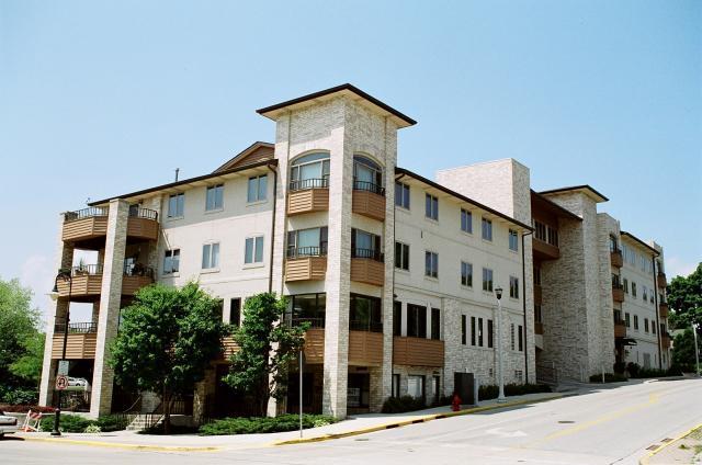 W164N8925 Water St. #303, Menomonee Falls, WI 53051