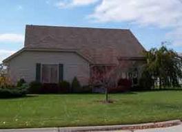 8255 Four Oaks Dr., Franklin, WI 53132