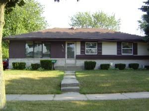2415 W Carrington Ave., Oak Creek, WI 53154