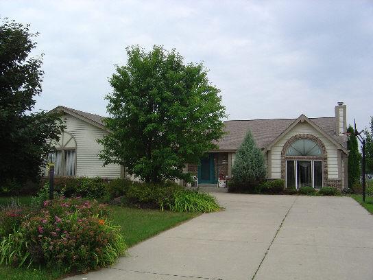 N106W16186 Fieldstone Pass, Germantown, WI 53022