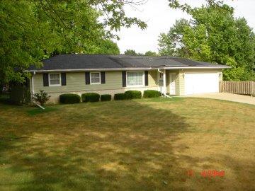 1260 Summit Dr., Brookfield, WI 53186