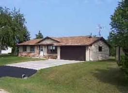 7431 Lakehaven Dr., Farmington, WI 53090