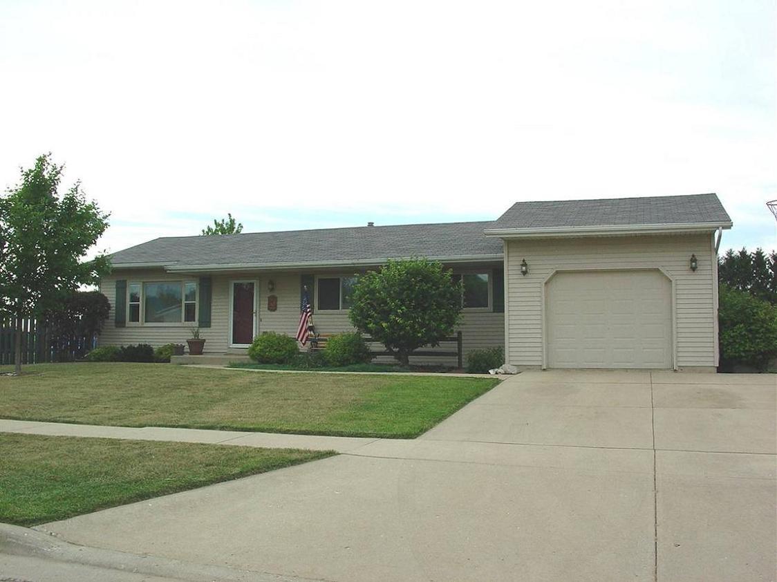 520 Westlawn Ave., Elkhorn, WI 53121