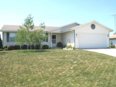 1404 Oak St., Watertown, WI 53098
