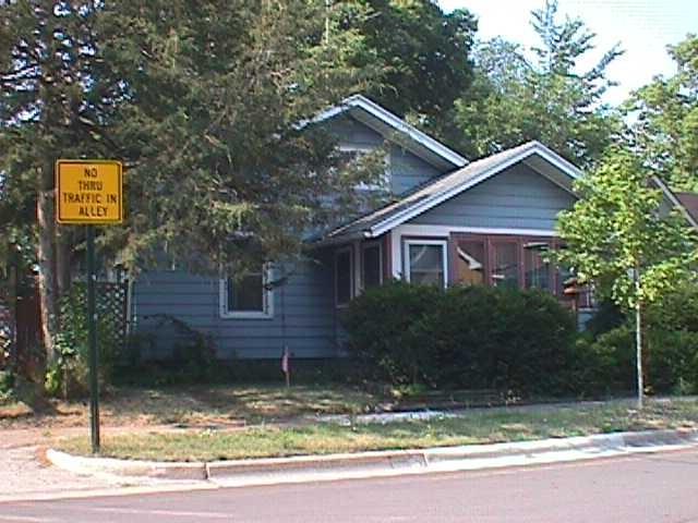 510 Car St, La Crosse, WI 54603