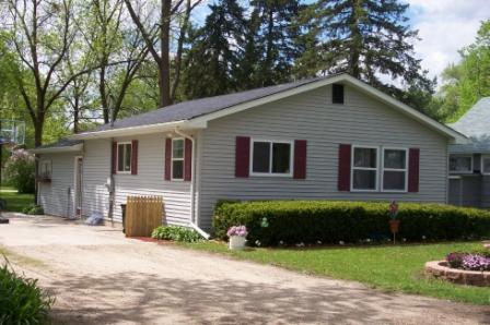 965 W Pell Lake Dr., Bloomfield, WI 53128