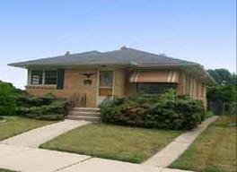 2417 Superior St., Racine, WI 53402