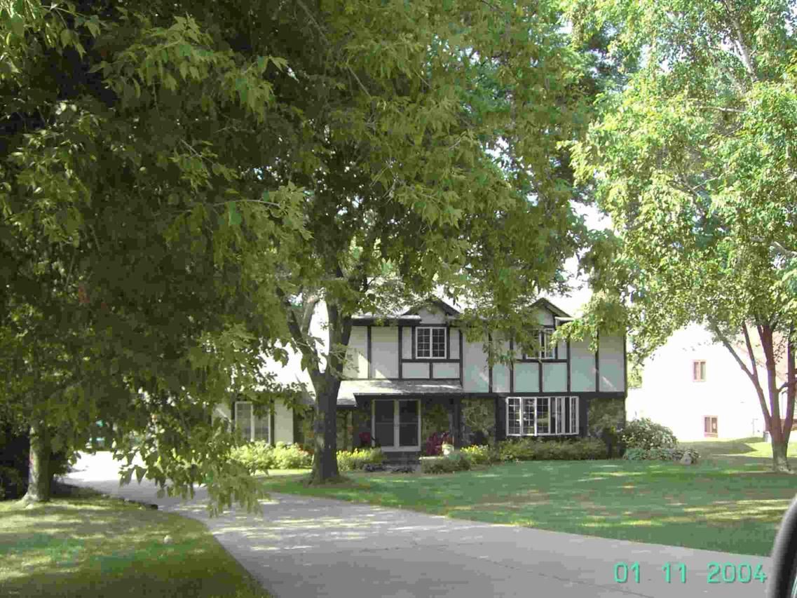 10020 W Edgerton Ave., Hales Corners, WI 53130