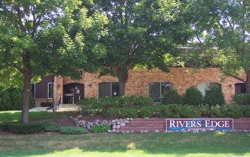 4253 W Rivers Edge Cir #20, Brown Deer, WI 53209