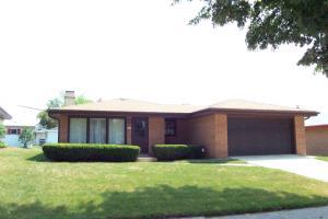 5624 S 30th St., Milwaukee, WI 53221