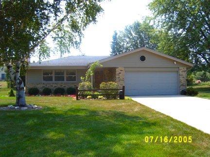 18205 Chinook Ln., Brookfield, WI 53045