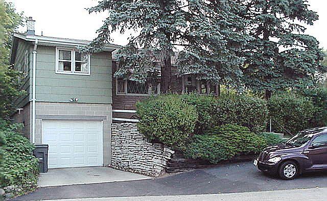 3323 Lake Dr., Hartford, WI 53027