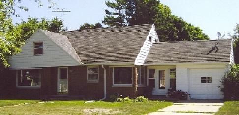 1726 10th Ave., Grafton, WI 53024